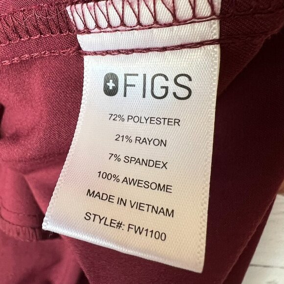 Figs Scrubs Top Womens Size XXL Burgundy Technical Collection Medical Nursing - Picture 12 of 15